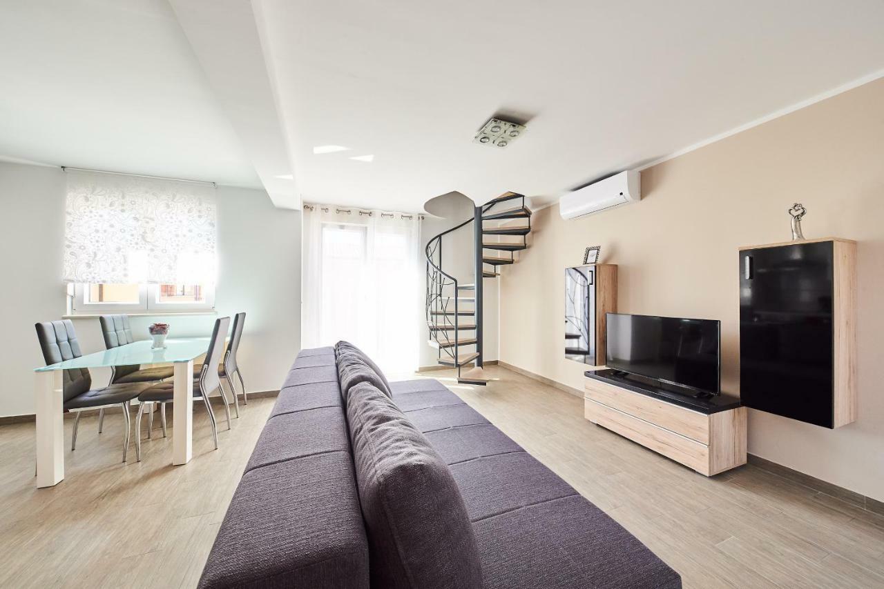 Apartment Tamara Умаг Экстерьер фото