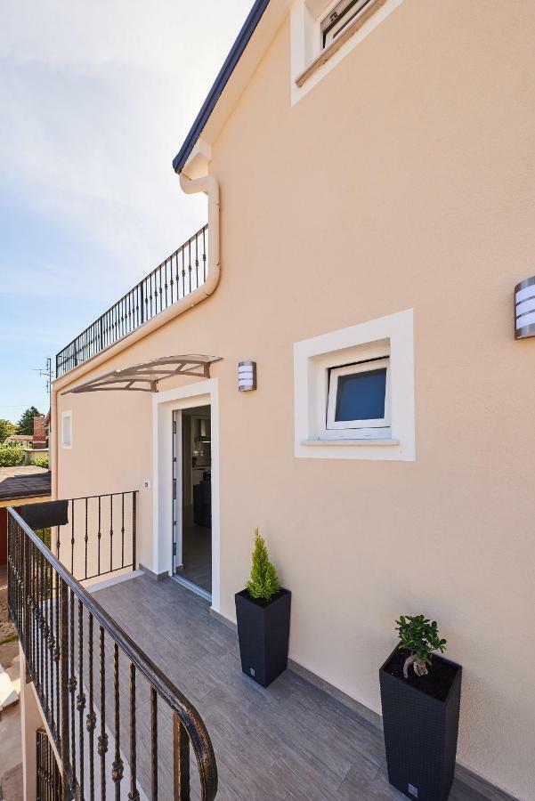 Apartment Tamara Умаг Экстерьер фото